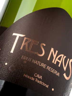 Cava Brut Nature Tres Naus Reserva Domenio Wines